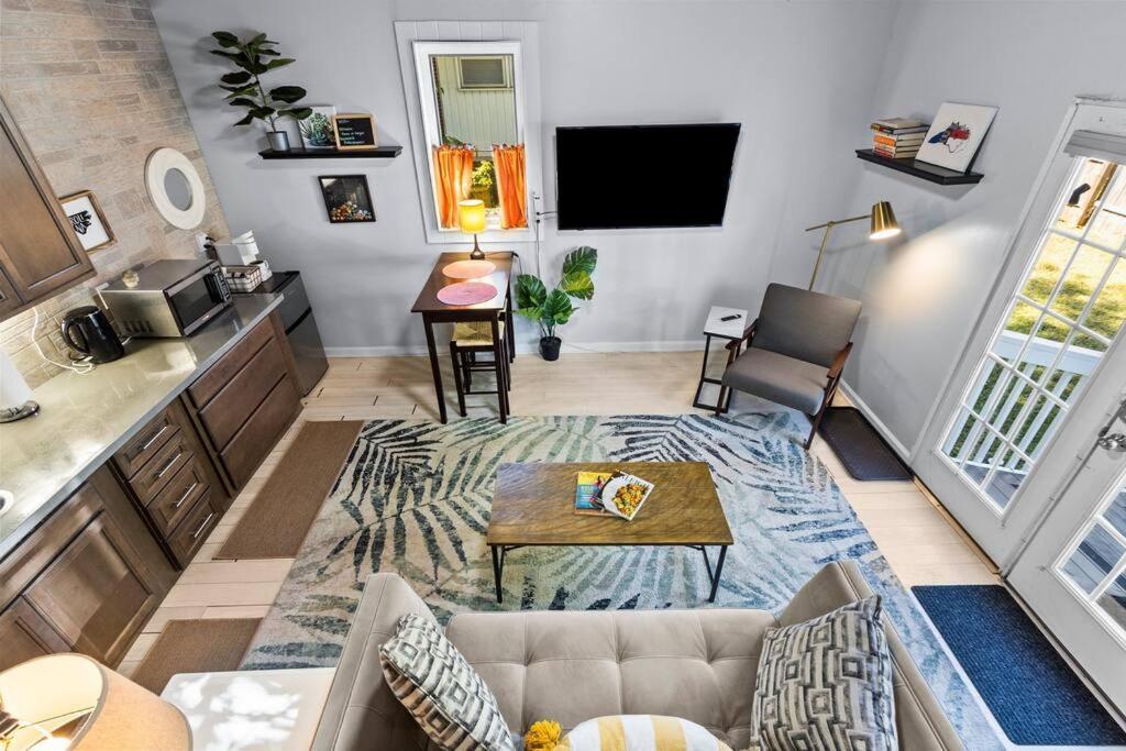 Downtown Guest House Роли Экстерьер фото